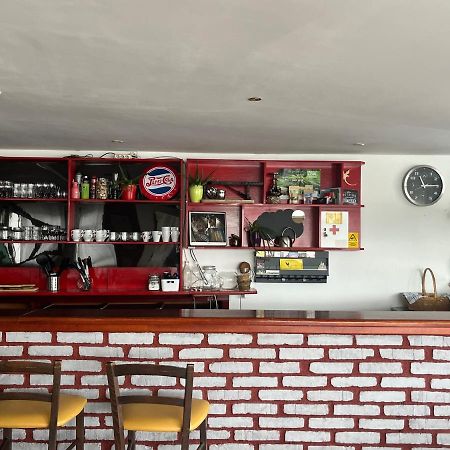 פוסטוינה Eagle'S Nest Hostel מראה חיצוני תמונה
