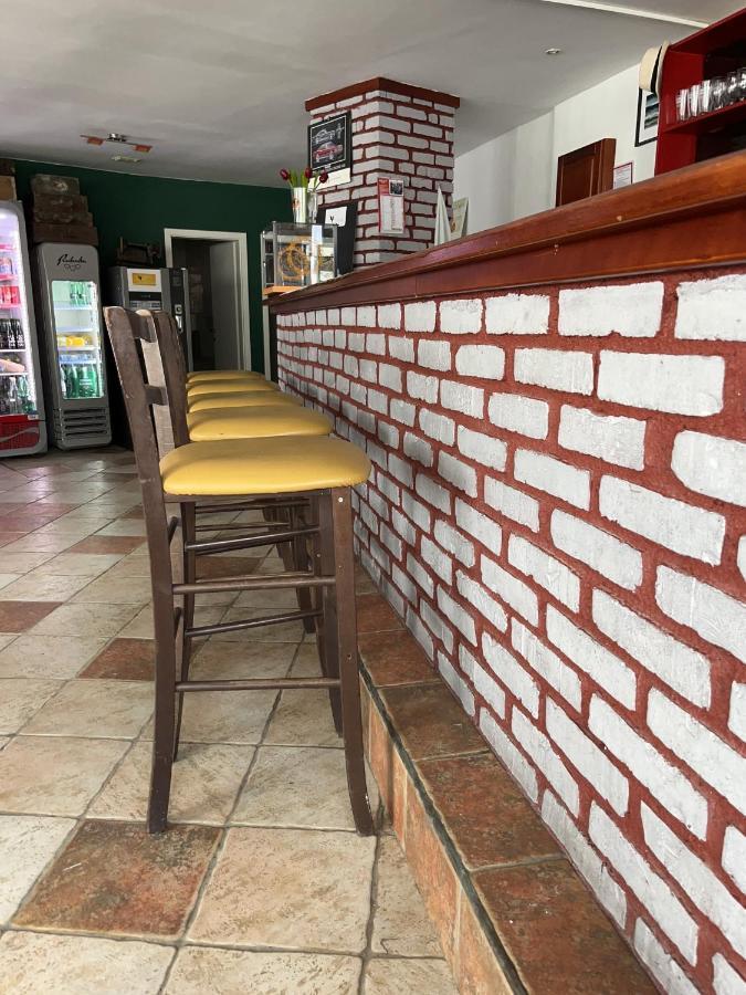 פוסטוינה Eagle'S Nest Hostel מראה חיצוני תמונה